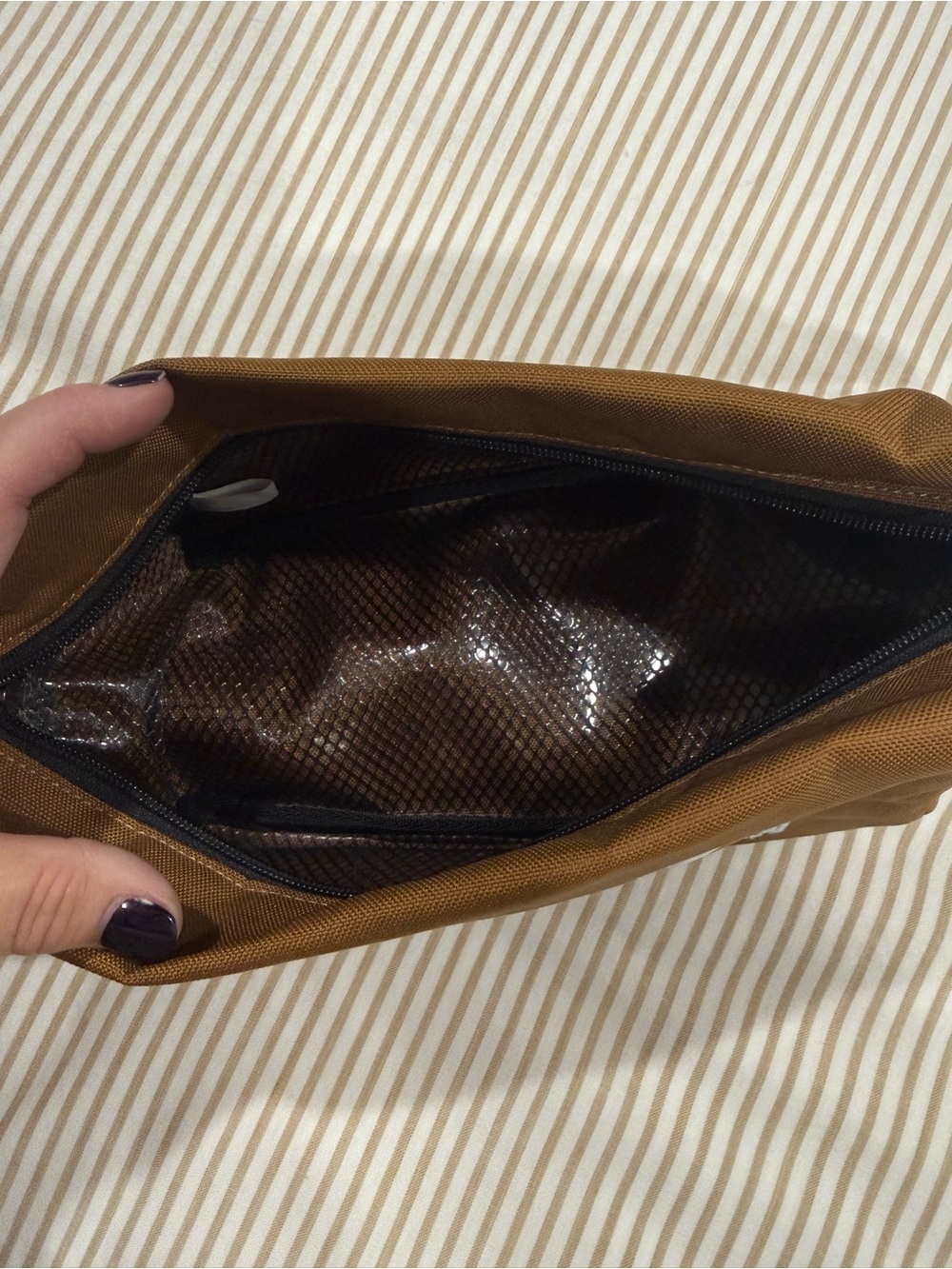 Carhartt Brown Toiletry Kit with Logo Patch - Picture 3 of 6